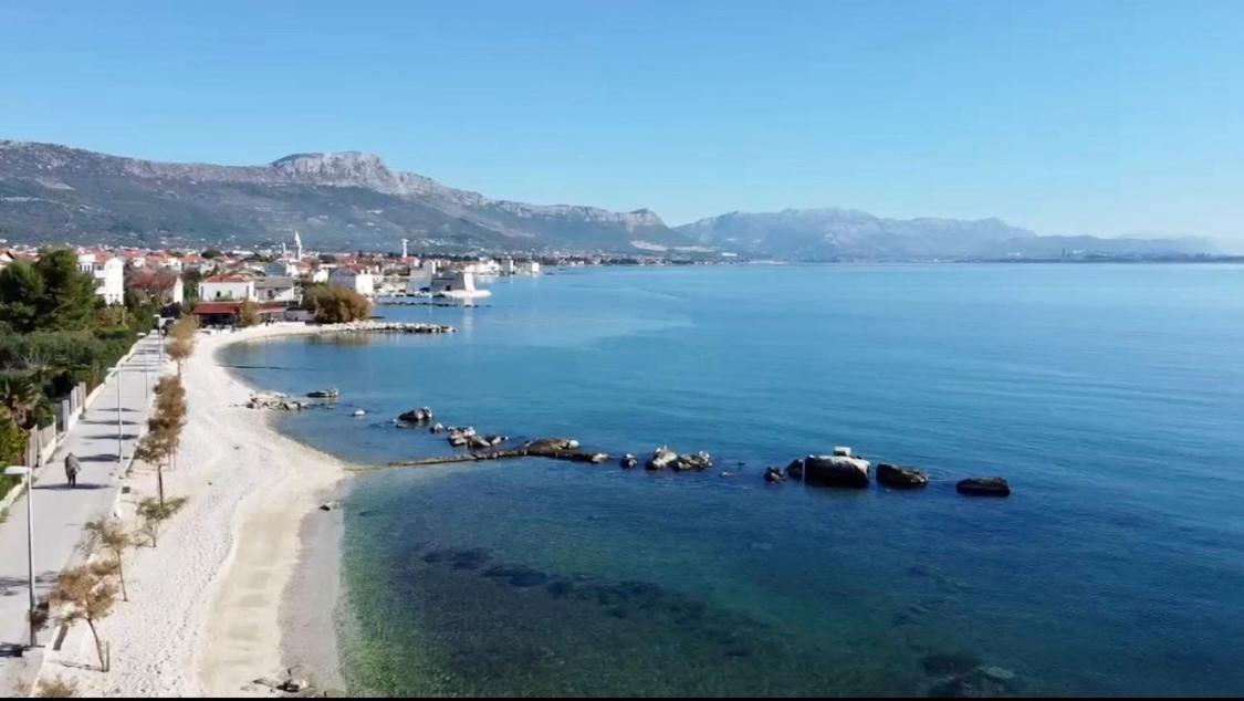 Sunny Apartment By The Beach Kaštel Štafilić 外观 照片
