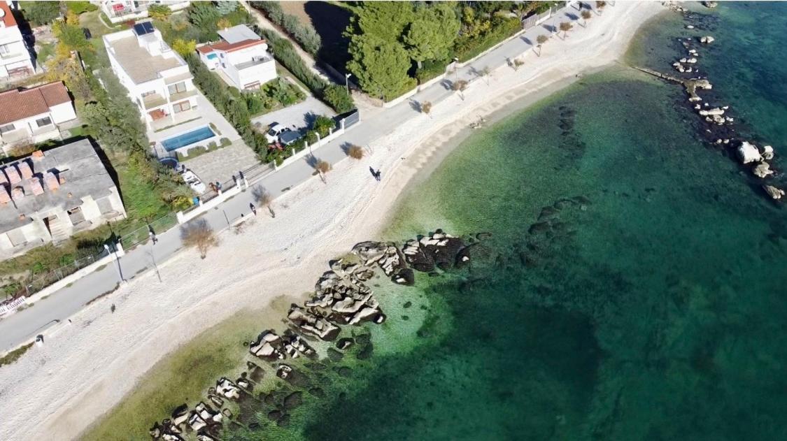 Sunny Apartment By The Beach Kaštel Štafilić 外观 照片